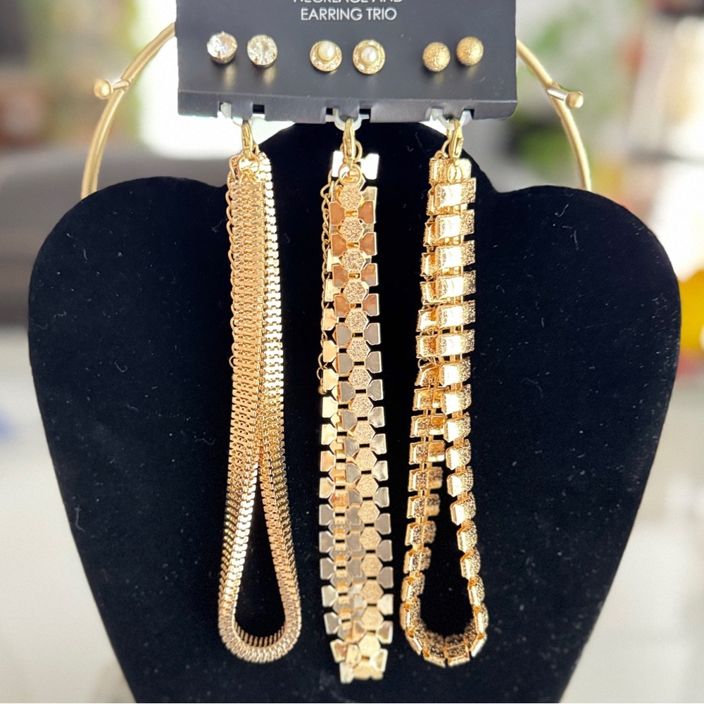 9 pcs Gold Tone Chain Necklace and Earrings Set